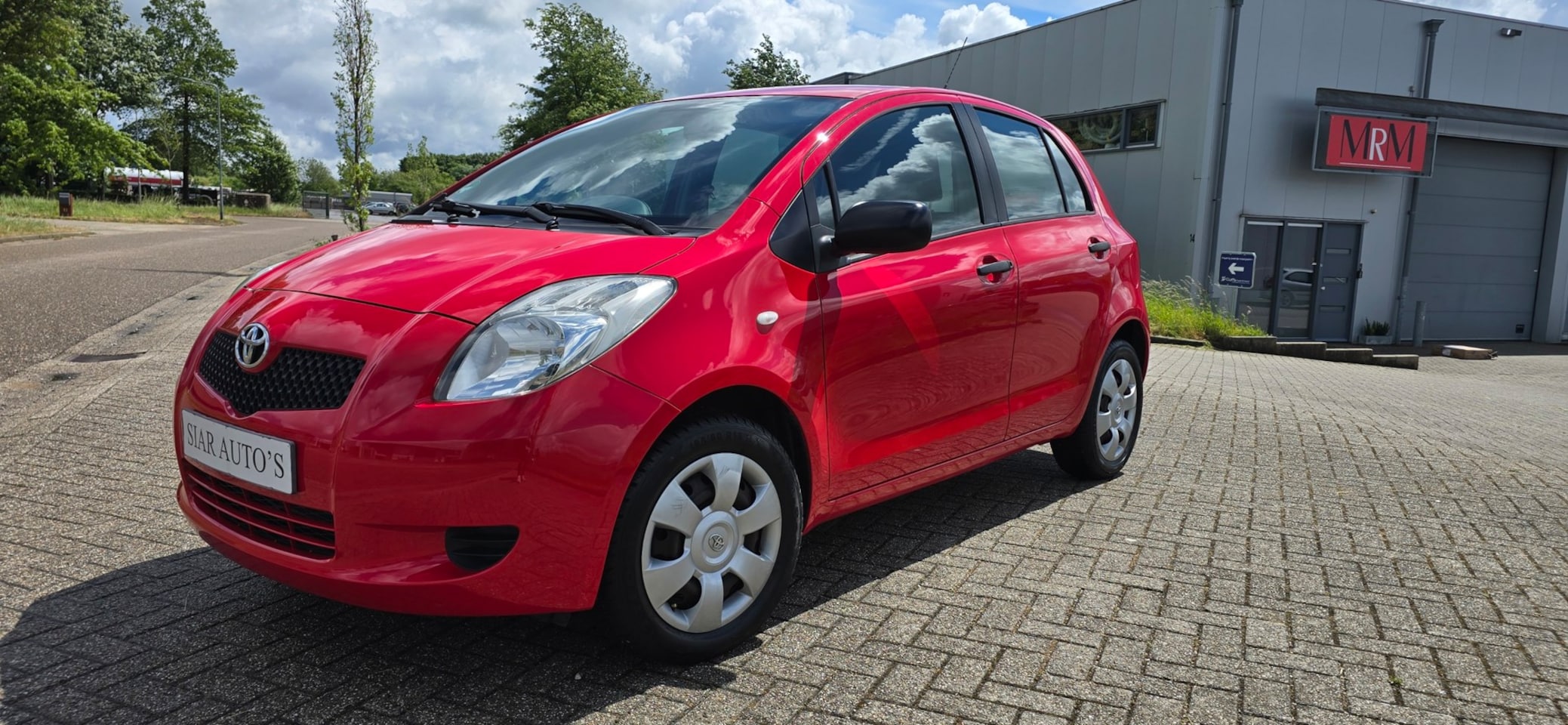 Toyota Yaris - 1.0 VVTi Spirit 5DEURS, Airco - AutoWereld.nl