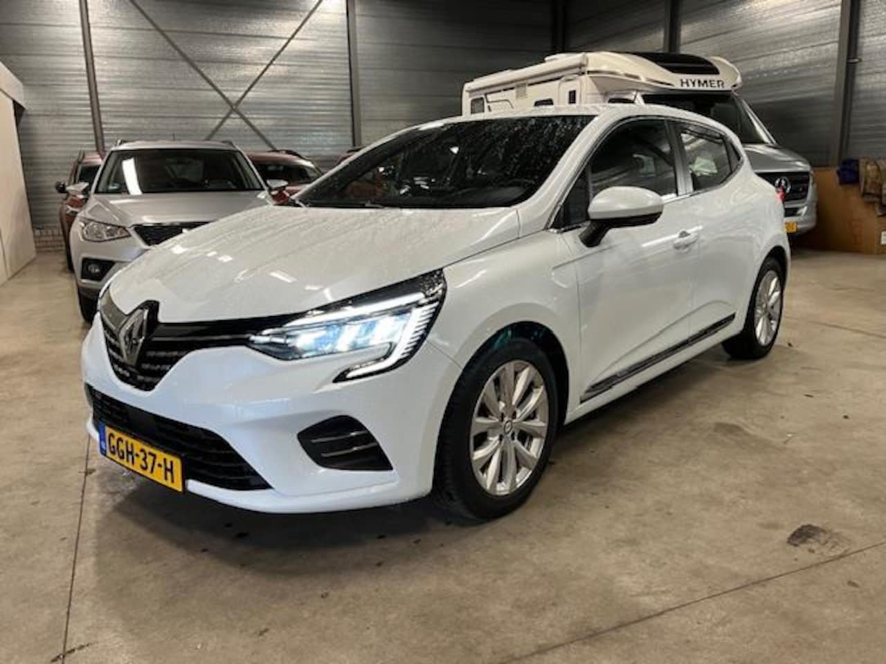 Renault Clio - 1.0 TCe Intens Automaat groot navigatie - AutoWereld.nl
