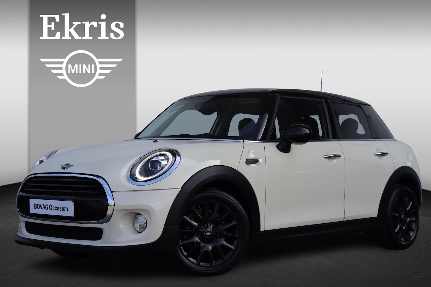MINI Cooper - Mini 1.5 Business Edition Comfort Access/ Cruise Control/ Carplay/ Navigatie/ Park Distanc - AutoWereld.nl