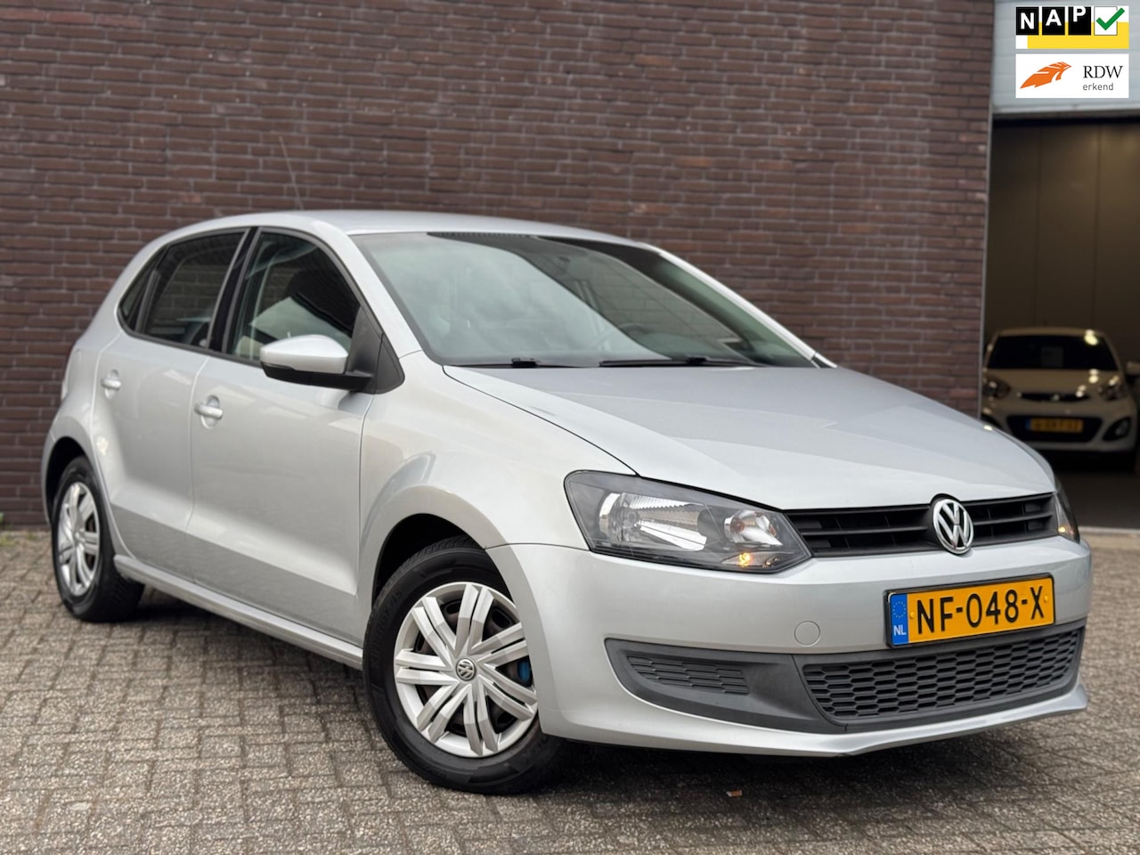 Volkswagen Polo - 1.2-12V Trendline Airco | Multimedia | Trekhaak - AutoWereld.nl