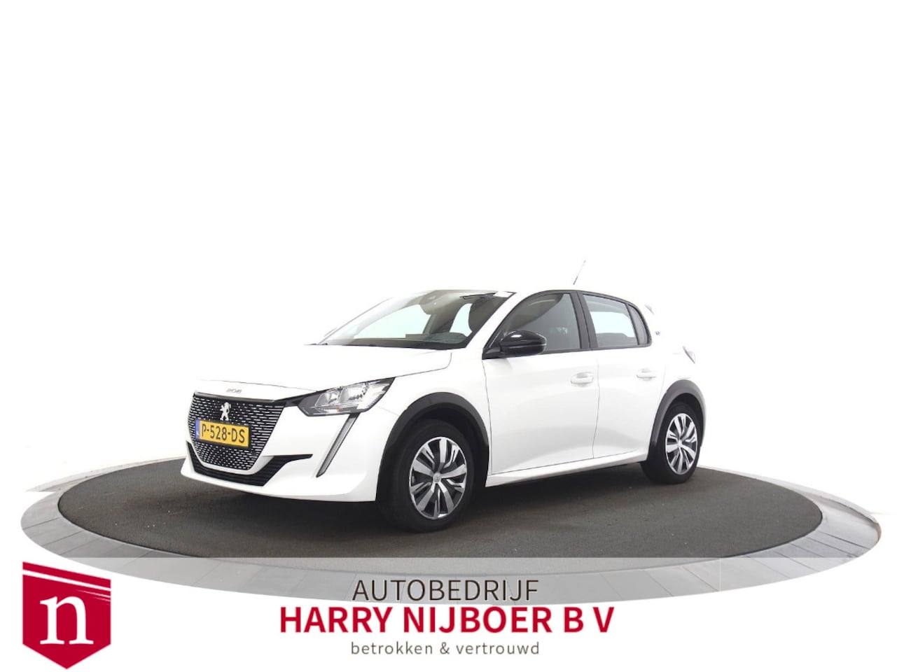 Peugeot e-208 - EV Active 50 kWh Apple carplay / DAB ontvanger / Cruise control - AutoWereld.nl