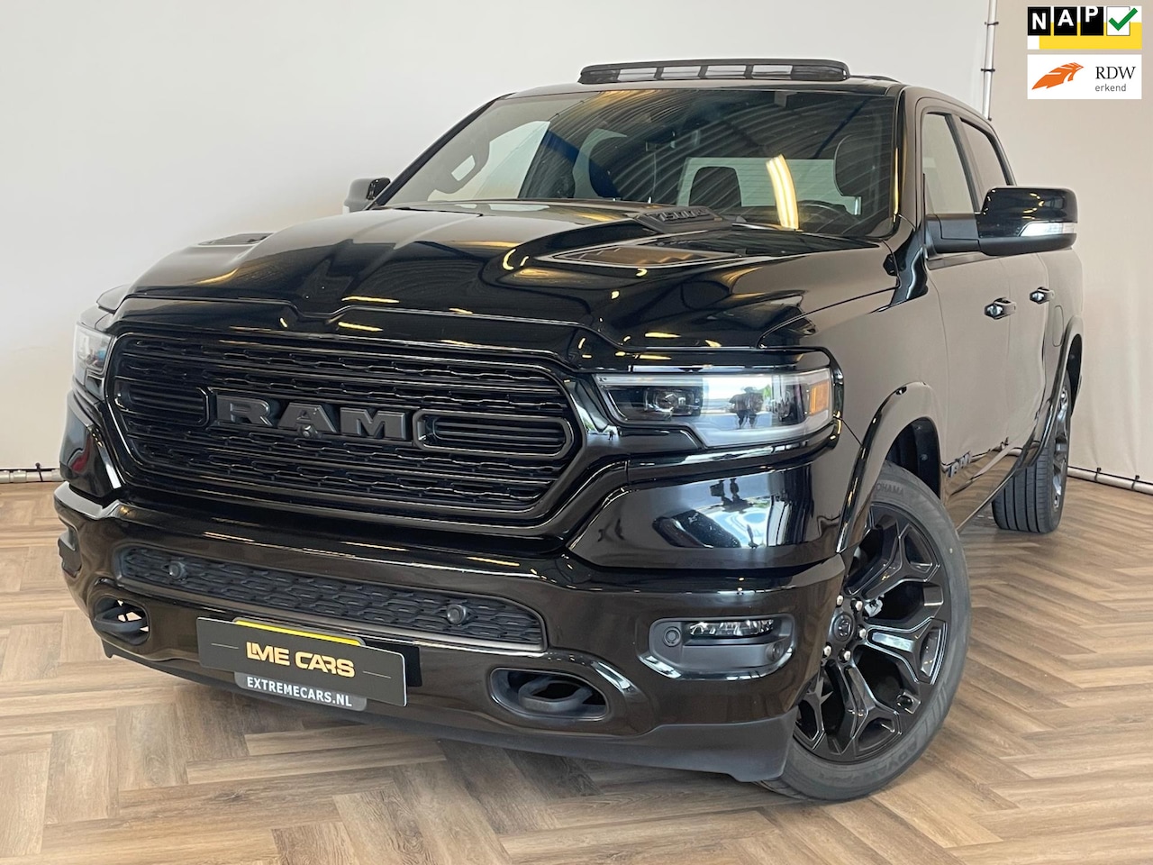 Dodge Ram 1500 - 5.7 V8 4x4 Crew Cab Limited 5.7 V8 4x4 Crew Cab Limited,PANO, LUCHTVERING, AANKOOPKEURING TOEGESTAAN, INRUIL MOGELIJK, - AutoWereld.nl
