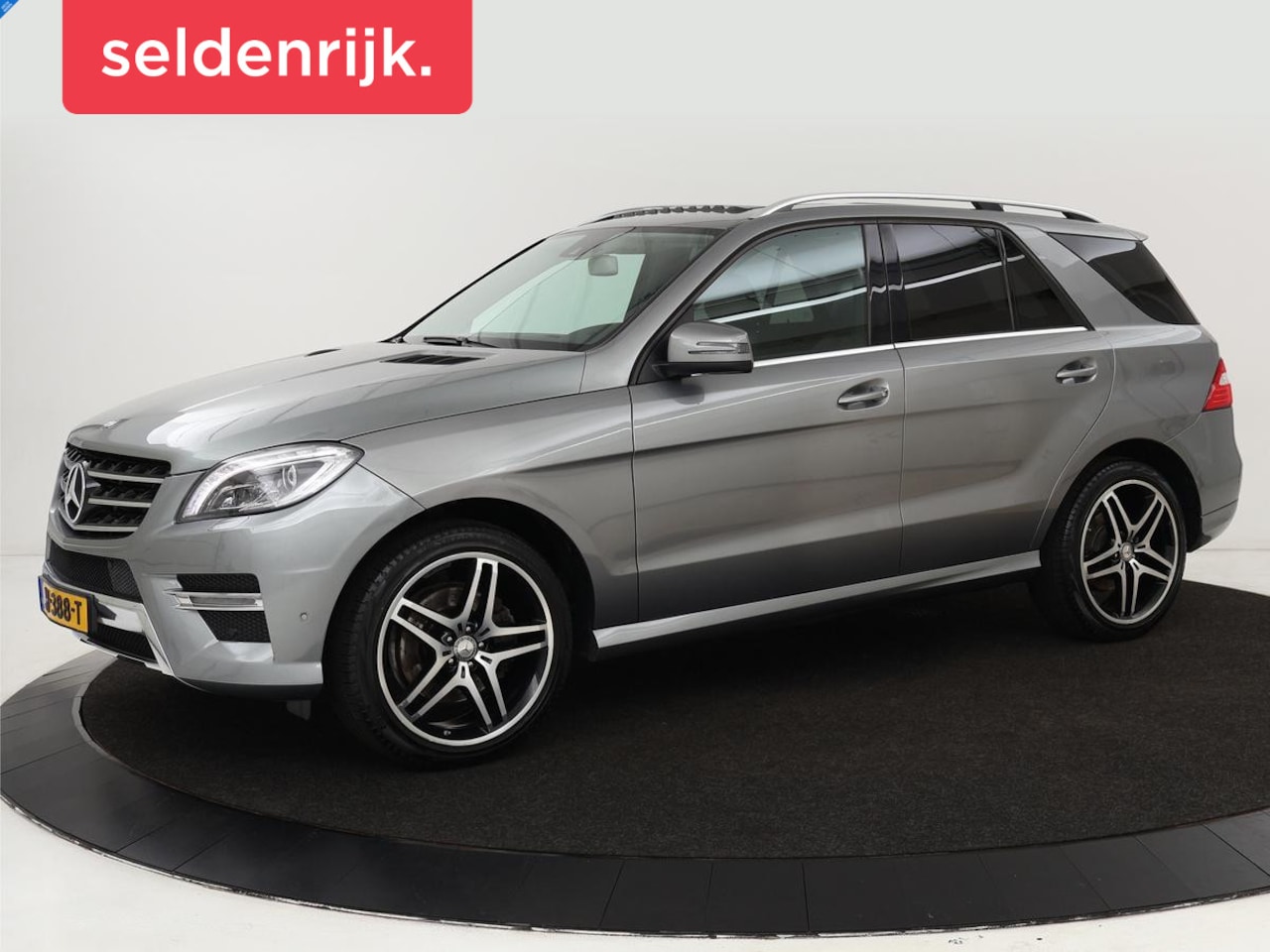 Mercedes-Benz M-klasse - 350 BlueTEC AMG | Schuifdak | Leder | Stoelverwarming | Trekhaak | Camera | Navigatie | Lu - AutoWereld.nl