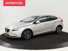 Volvo V40 - 2.0 D2 Momentum | Automaat | Full LED | Harman/Kardon | Trekhaak | Navigatie | Climate con