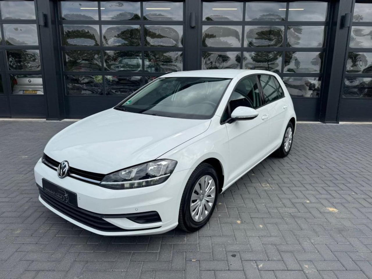 Volkswagen Golf - 1.0 TSI - AutoWereld.nl