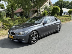 BMW 3-serie - 320i High Executive 184PK Automaat•Leder•Navi