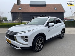 Mitsubishi Eclipse Cross - 2.4 PHEV Plug-in Hybride Intense+ Navigatie Camera Trekhaak