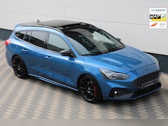 Ford Focus Wagon - 2.3 EcoBoost ST-3 Panodak Launch Control