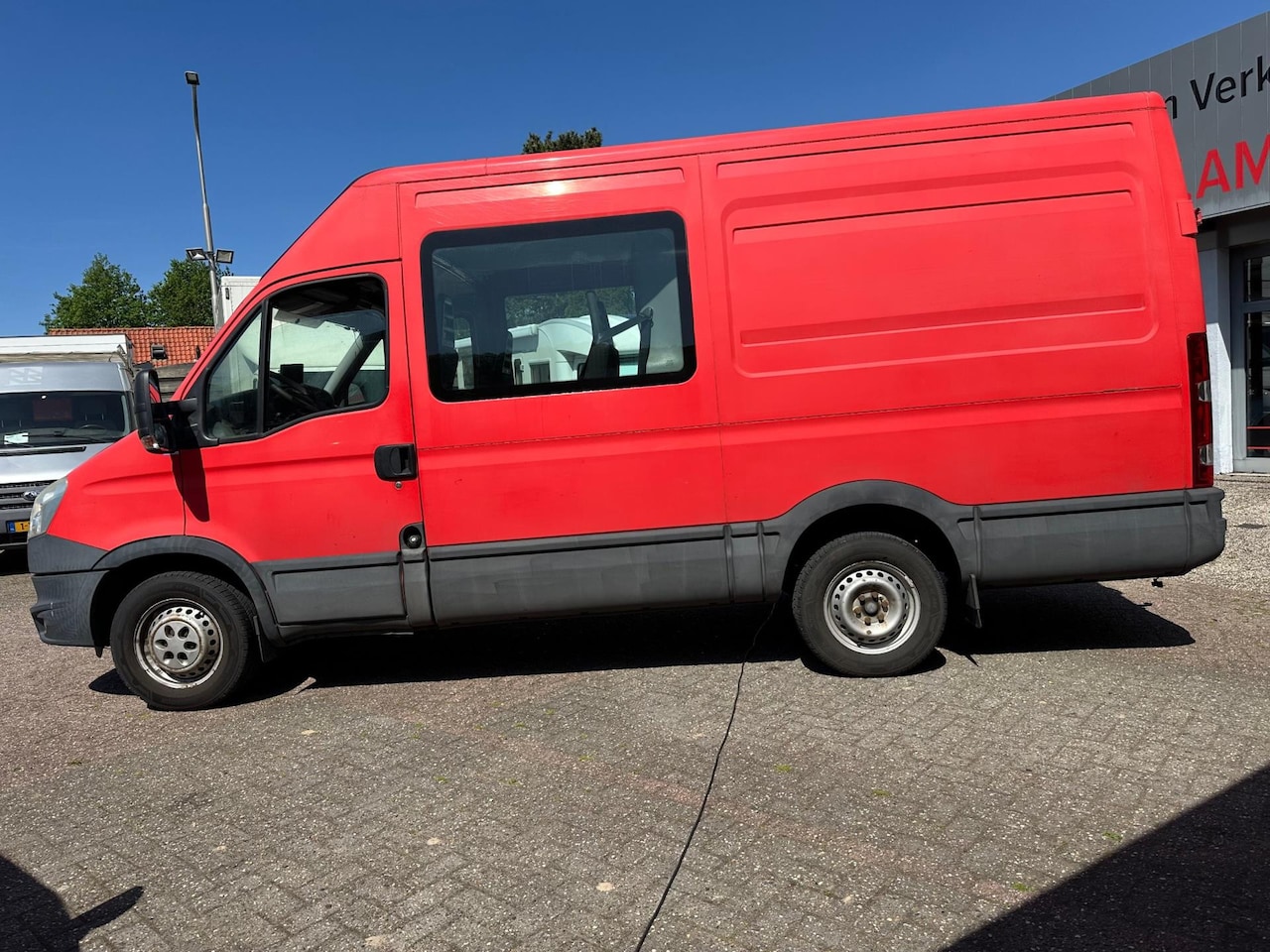 Iveco Daily - DUB.CAB.Lang,Hoog,E5,2-14,AUT,AC,107kw - AutoWereld.nl