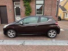 Peugeot 208 - 1.6 e-HDi Allure AUTO CLIMA
