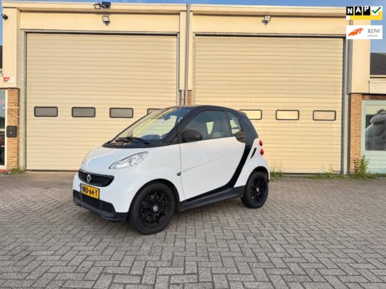 Smart Fortwo coupé - 1.0 mhd Pulse 1.0 mhd Pulse - AutoWereld.nl