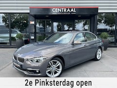 BMW 3-serie - 320i Luxury Individual 184PK|Schuifdak|Camera|ACC|Leder|Keyless|Navi|NL-Auto