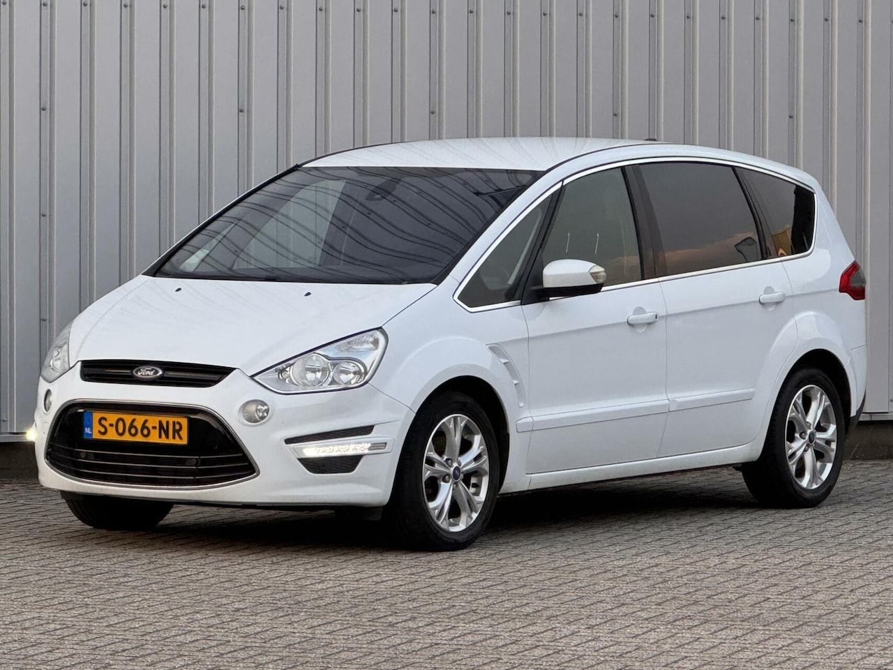 Ford S-Max - 1.6 EcoBoost Lease Titanium 7p.inruil mogelijk - AutoWereld.nl