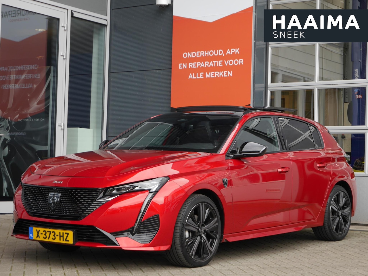 Peugeot 308 - 1.2 130PK EAT8 GT | 18inch | Pano-Dak | Draadloze lader | Elek. verstelb. Best.stoel | Foc - AutoWereld.nl