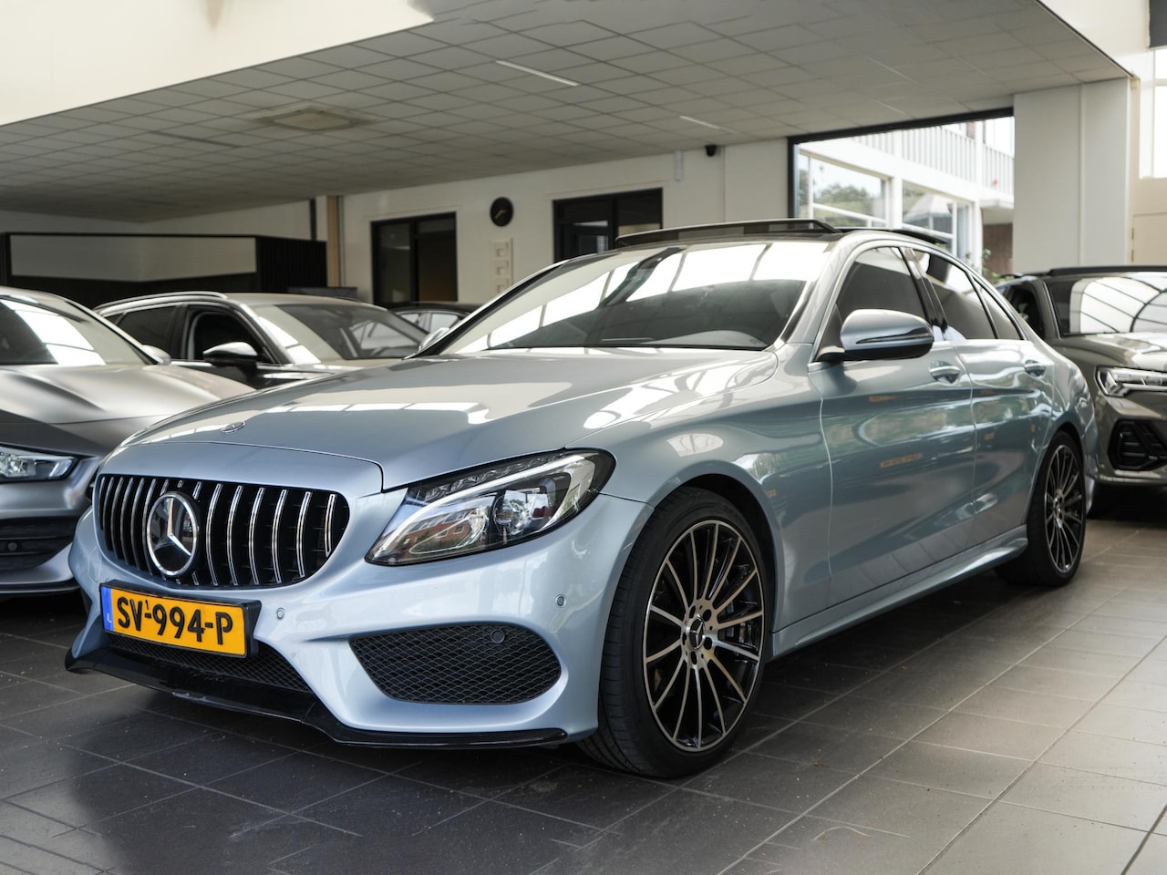 Mercedes-Benz C-klasse - 180 AMG | STERRENHEMEL | PANO | STOELVERW. | 63 - AutoWereld.nl