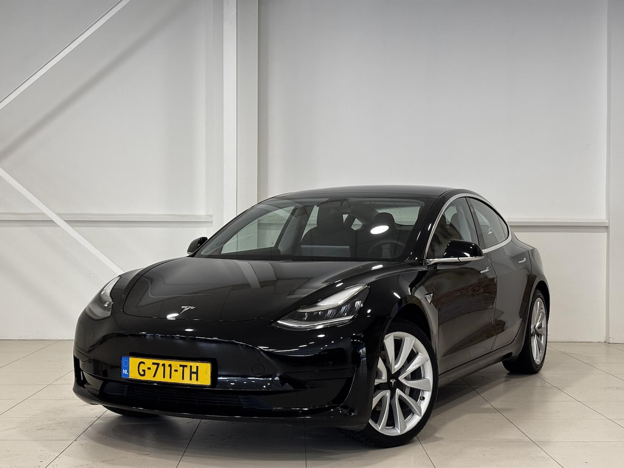Tesla Model 3 - Standard RWD Plus 60 kWh - AutoWereld.nl