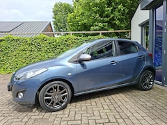 Mazda 2 - 2 1.3 Silver Edition