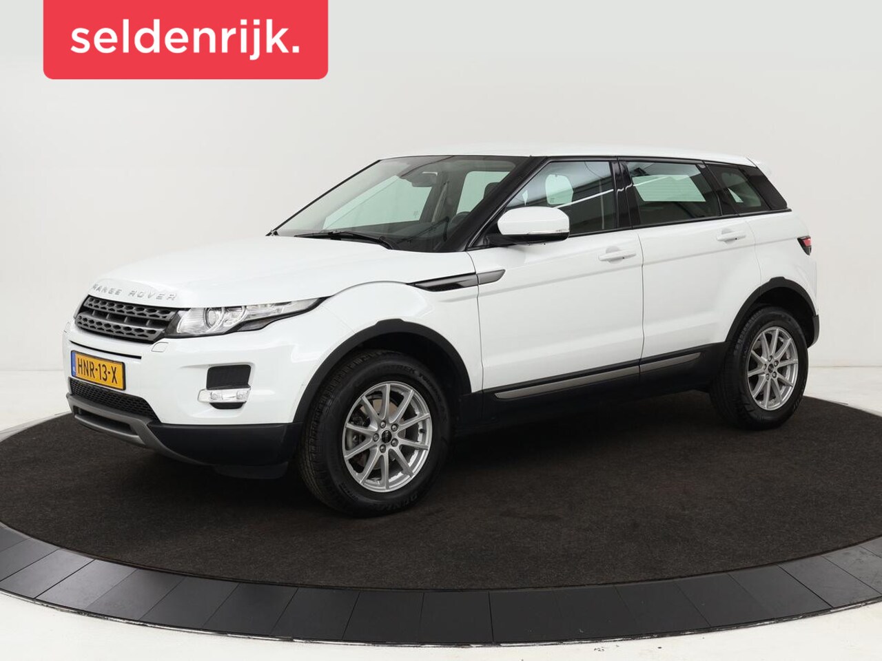Land Rover Range Rover Evoque - 2.2 SD4 4WD Pure | Leder | Climate control | Parkeerhulp | Cruise control | Radio/CD | LED - AutoWereld.nl