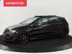 Volkswagen Golf - 2.0 TSI GTI | Panoramadak | Stoelverwarming | Carplay | Camera | Sportstoelen | Climate co