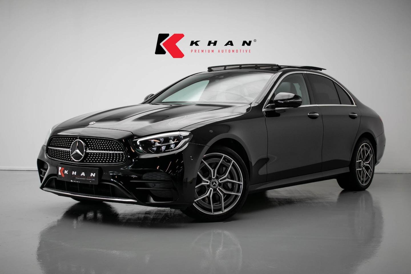 Mercedes-Benz E-klasse - 300 e 4MATIC AMG Line |Pano|Burmester|Memory|360 Camera| - AutoWereld.nl
