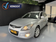 Hyundai i30 CW - 1.6i Dynamic ECC NAVI NAP BT