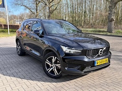 Volvo XC40 - 2.0 D4 AWD R-Design