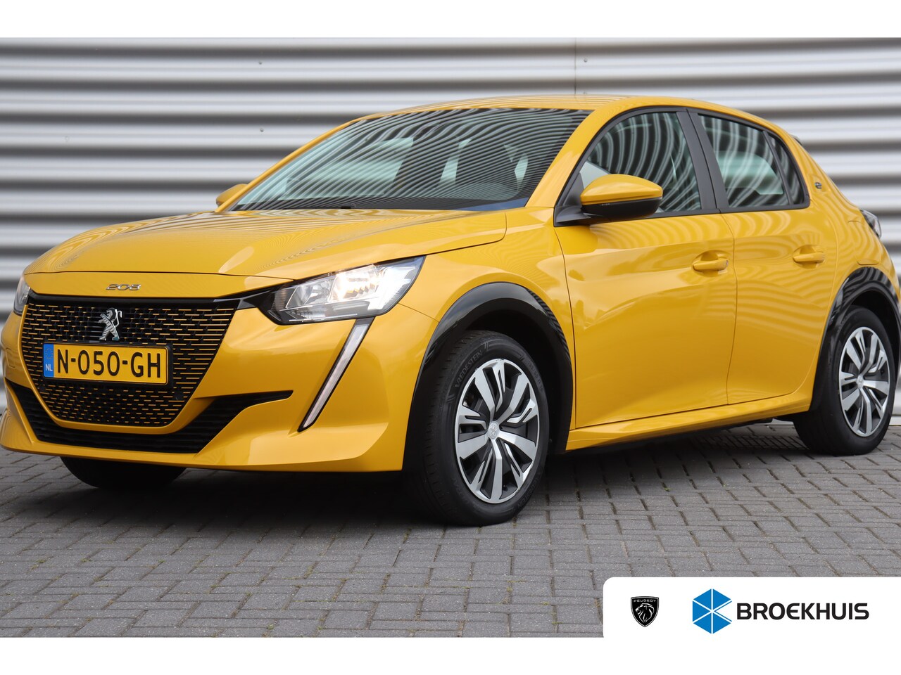 Peugeot e-208 - EV 136PK ACTIVE PACK AUTOMAAT / NAVI / CLIMA / LED / BLUETOOTH / CRUISECONTROL / 1E EIGENA - AutoWereld.nl