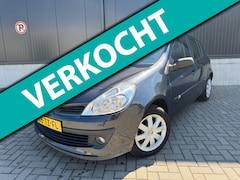 Renault Clio - 1.2-16V Authentique (65pk) 5-drs / trekhaak / nieuwe APK