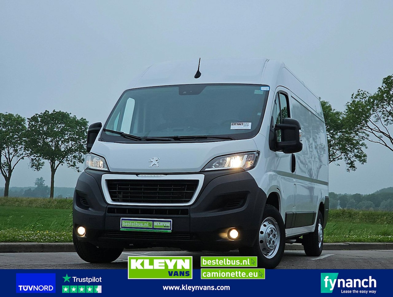 Peugeot Boxer - 2.2 L2H2 Navi Euro6 AC! - AutoWereld.nl