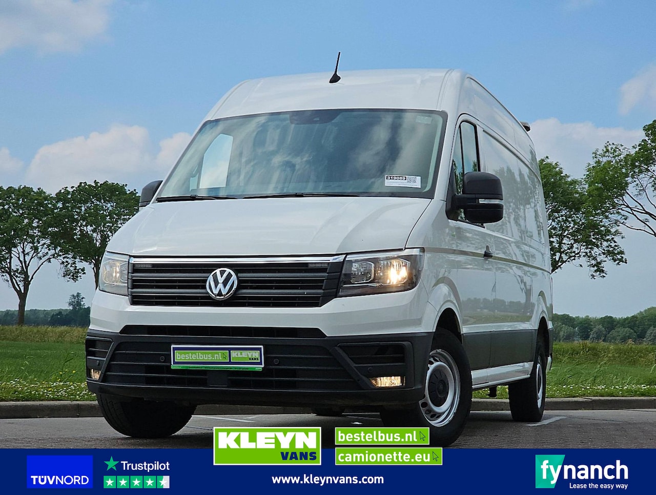 Volkswagen Crafter - 35 2.0 L3H3 Navi 140Pk Eur6 - AutoWereld.nl