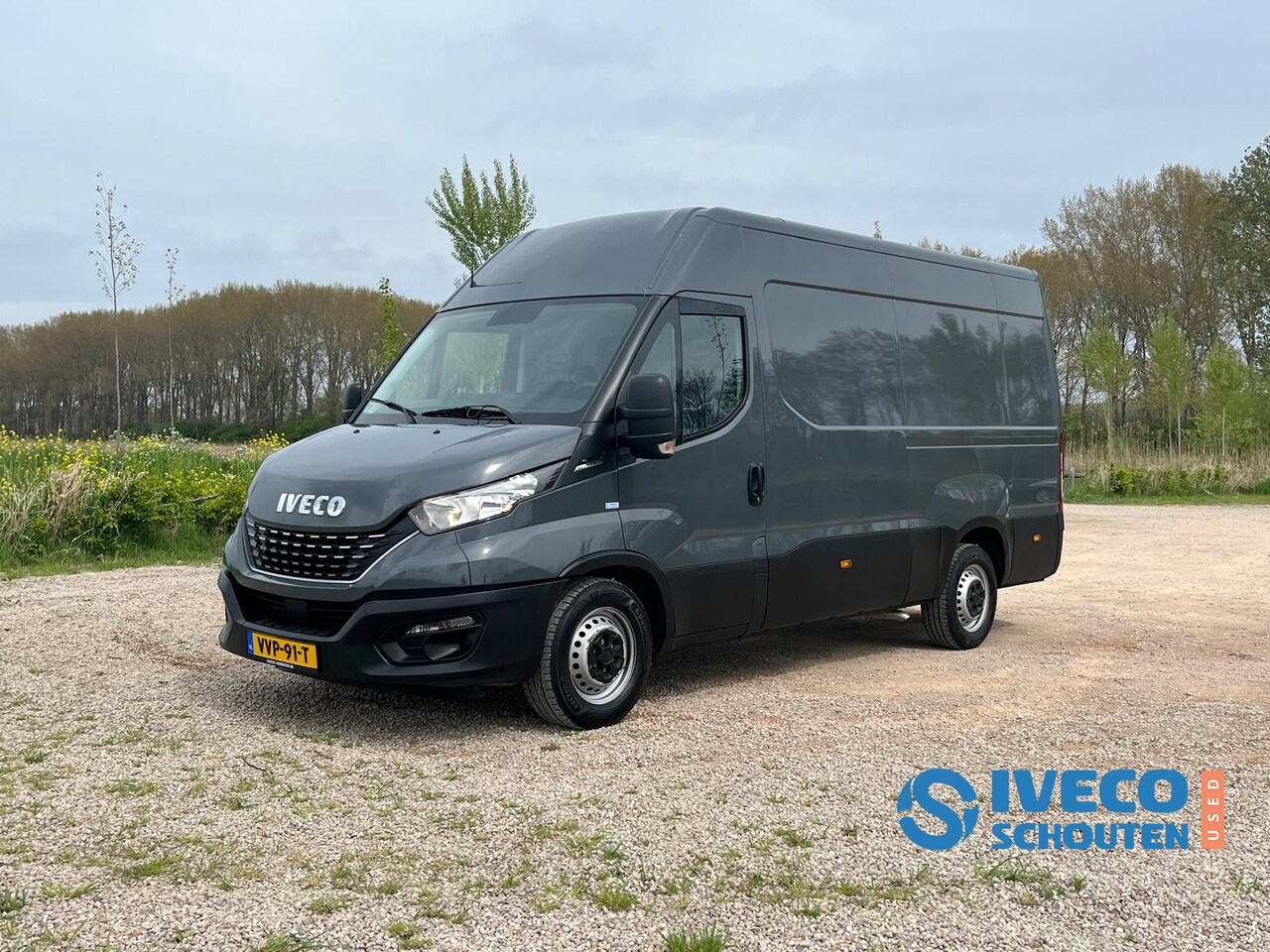 Iveco Daily - 35S14A8V | HI-Matic | Enkellucht | trekhaak | - AutoWereld.nl