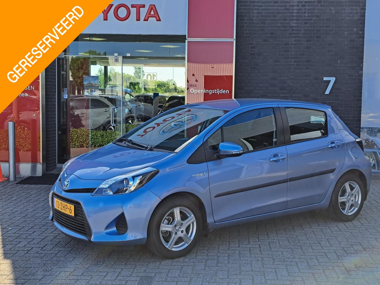 Toyota Yaris - 1.5 Full Hybrid Aspiration TREKHAAK AIRCO LM VELGEN - AutoWereld.nl