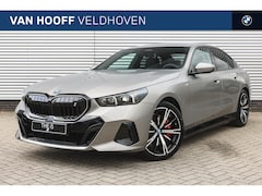 BMW i5 - xDrive40 M Sport / Adaptief onderstel professional / Adaptieve LED / Stoelventilatie / Par