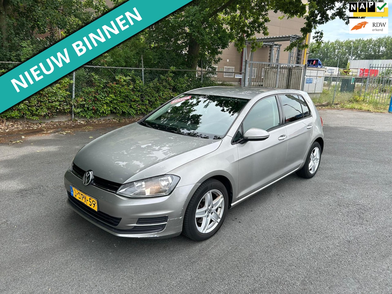 Volkswagen Golf - 1.2 TSI Trendline RIJDT EN SCHAKELT GOED - AutoWereld.nl