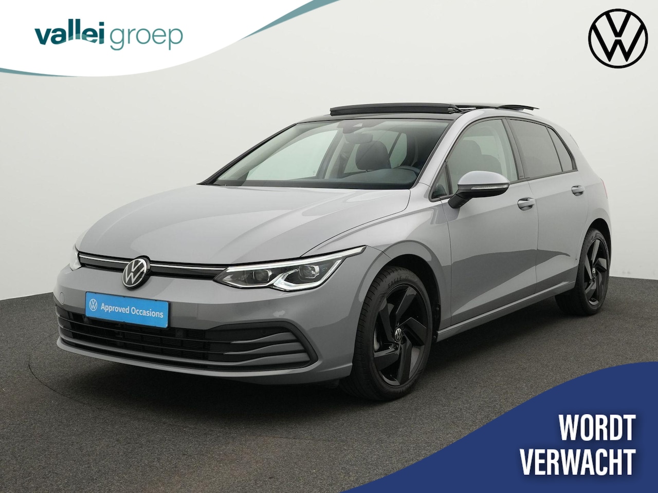Volkswagen Golf - 1.0 eTSI 110 pk DSG Life | Panoramadak | IQ Light | Stuur-/stoelverwarming | Achteruitrijc - AutoWereld.nl