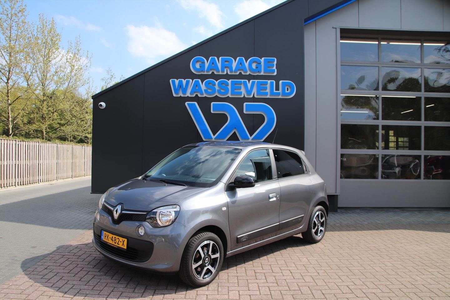 Renault Twingo - 1.0 SCE 70 Limited Park.Sens/Cruise/Bluetooth/Cruise - AutoWereld.nl