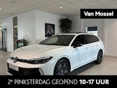 Volkswagen Passat Variant - 1.5 eTSI Business | Panoramisch schuif/kanteldak | Harmon Kardon geluidssysteem | Black st