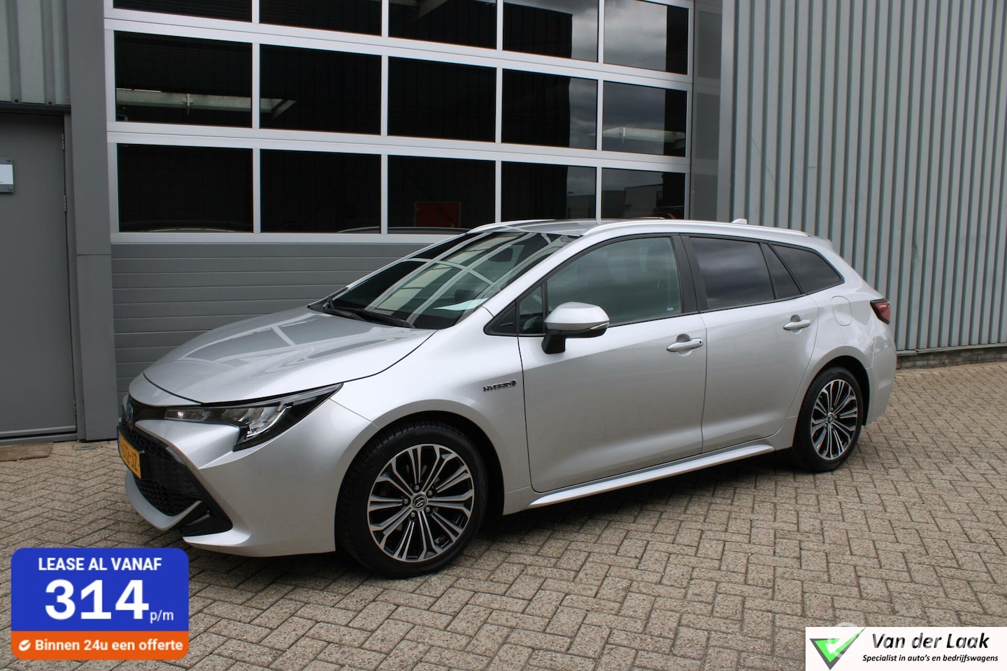 Toyota Corolla Touring Sports - 1.8 Hybrid Business Plus 1e Eigenaar NL Auto. - AutoWereld.nl
