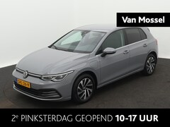 Volkswagen Golf Plus - 1.4 eHybrid Style 204 PK | Automaat | Navigatie | ErgoActive | Velours | Camera | Parkeers