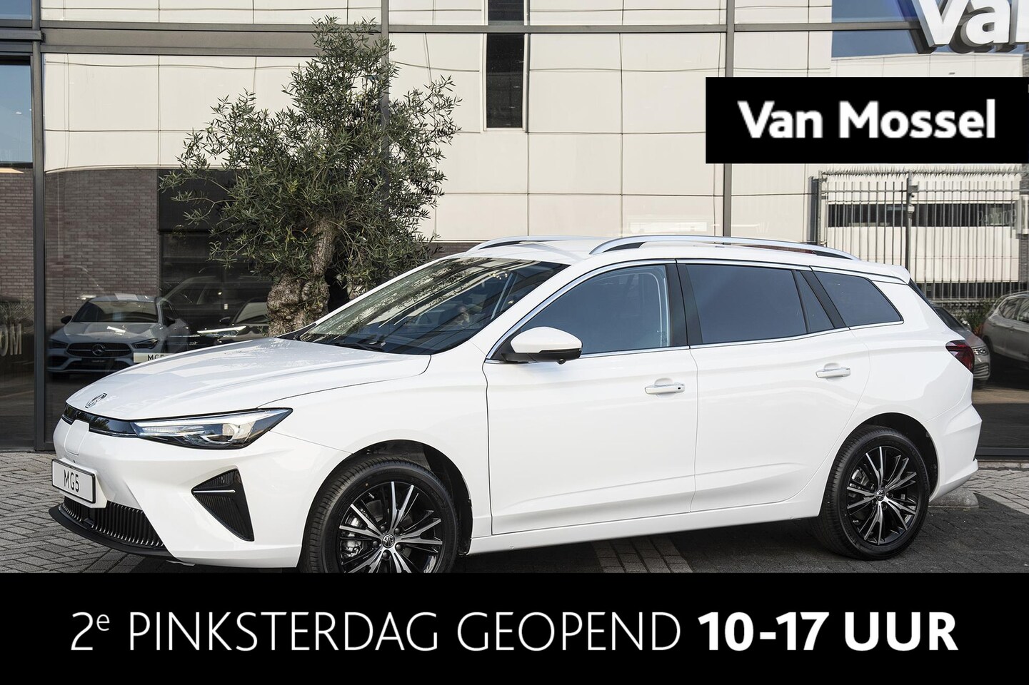 MG 5 - MG5 Electric Long Range Luxury 61 kWh | Afneembare Trekhaak | 17"LMV | ACC | ECC | NAvi | - AutoWereld.nl