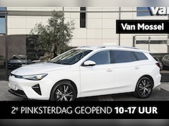 MG 5 - 5 MG5 Electric Long Range Luxury 61 kWh | Afneembare Trekhaak | 17"LMV | ACC | ECC | NAvi