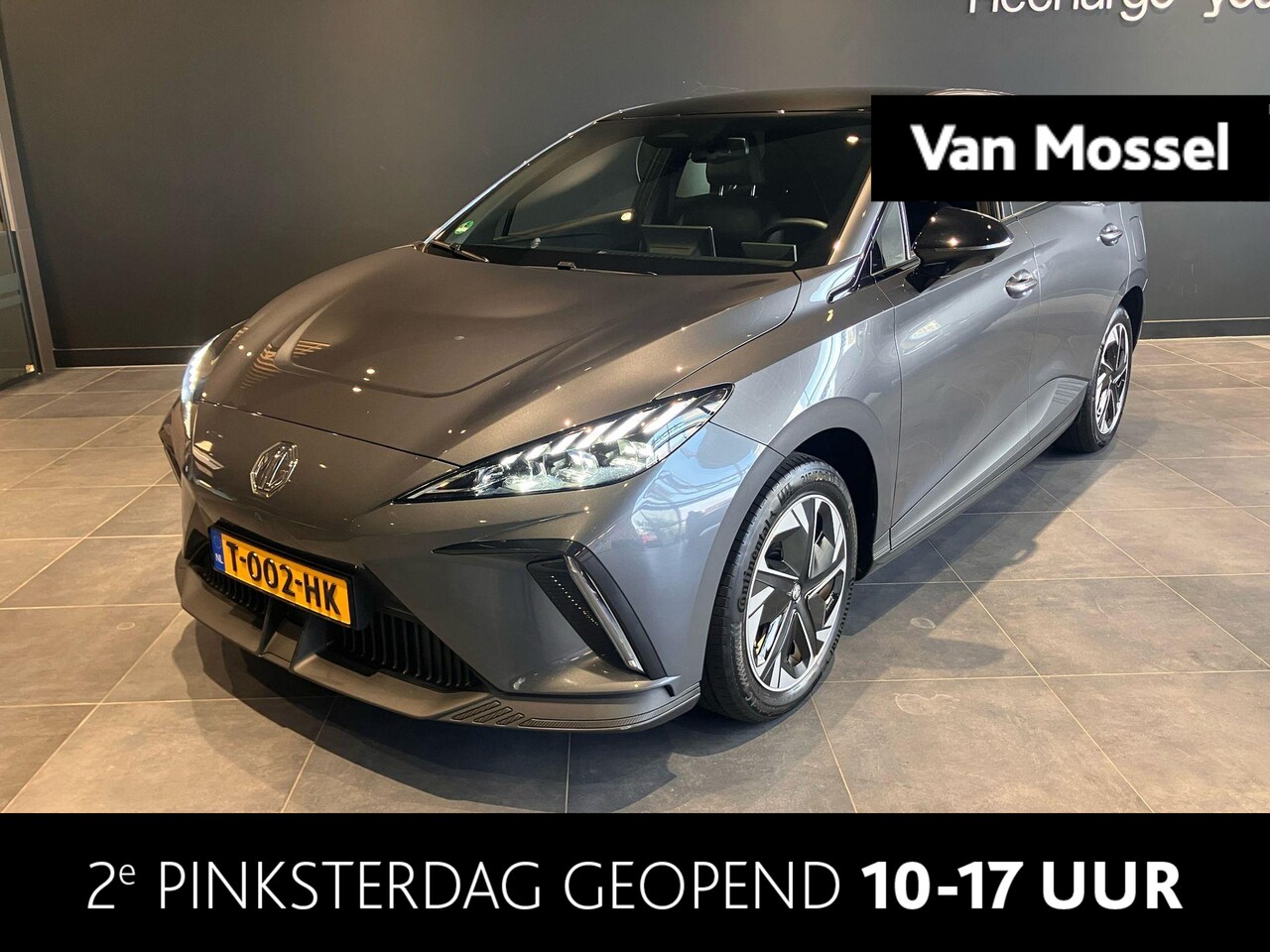 MG MG4 Electric - Luxury 64 kWh | Navi | Apple CarPlay | 360 Camera | Led Koplampen | Getint Glas | - AutoWereld.nl
