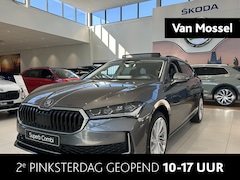 Skoda Superb Combi - 1.5 TSI MHEV First Edition 150 PK | Automaat | Matrix LED Koplampen | Navigatie | Trekhaak
