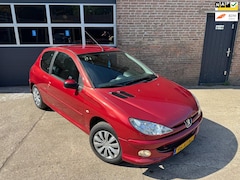 Peugeot 206 - 1.4 Forever Airco , NW apk