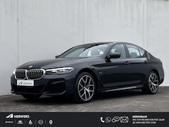 BMW 5-serie - 545e xDrive Executive Automaat / Dealer onderhouden / 6 cilinder / Accu SoH 92% / M sportp