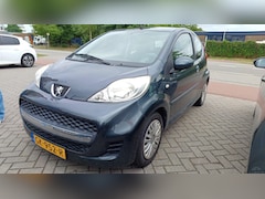 Peugeot 107 - 1.0-12V XR | Electrische Ramen | Centrale Portier vergrendeling | Radio / Cd | Stuurbekrac