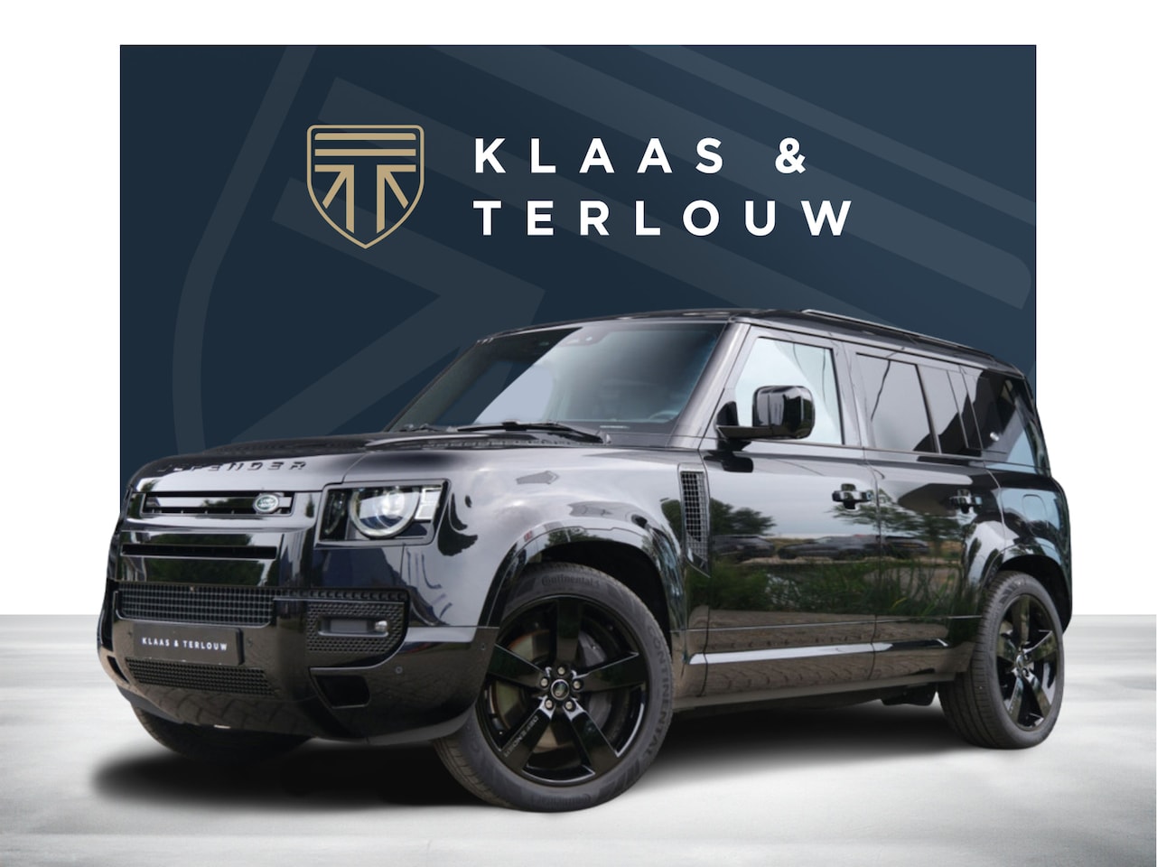 Land Rover Defender 110 - 2.0 P300e X-Dynamic HSE / Santorini Black / Ebony leather / Uitklapbare trekhaak - AutoWereld.nl