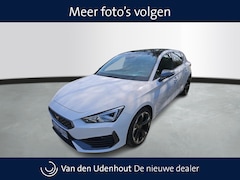 CUPRA Leon - 1.4 TSI eHybrid 204pk PHEV Essential / Panoramadak / Navigatie / Stoelverwarming