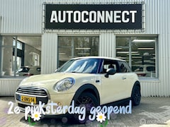 MINI One - 1.2 Business, NAVI, PANO DAK, CRUISE, PDC