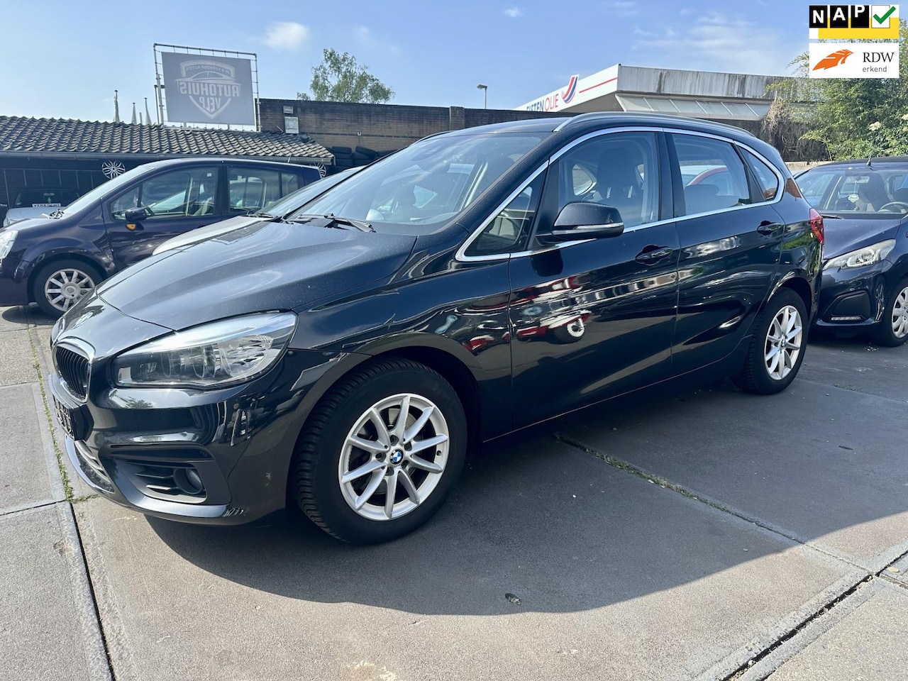 BMW 2-serie Active Tourer - 218i Essential 218i Essential - AutoWereld.nl